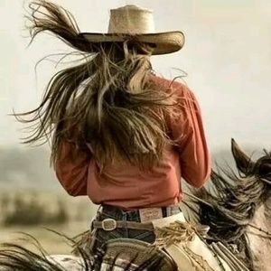 Meet your Posher, Machelle